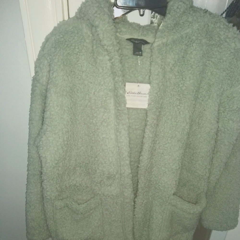 Nwt Eddie Bauer sweater